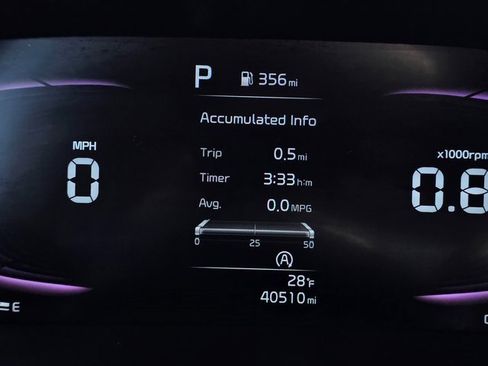 Certified 2025 Kia Soul LX w/ LX Technology Package image 28