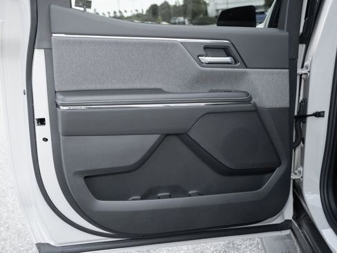 New 2026 GMC Sierra EV Elevation AWD/4WD image 35