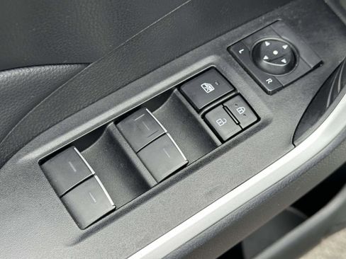 Certified 2025 Toyota RAV4 XLE FWD image 20