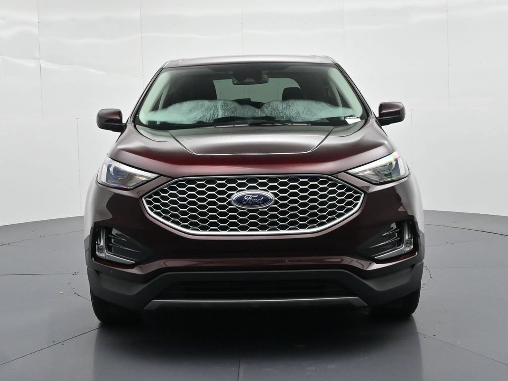 Used 2024 Ford Edge SEL w/ Convenience Package AWD/4WD image 3