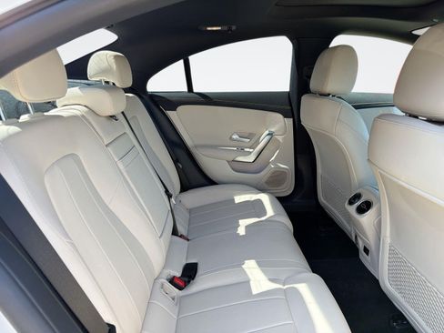 Used 2023 Mercedes-Benz CLA 250 image 30