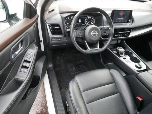 Certified 2023 Nissan Rogue SV w/ SV Premium Package image 10