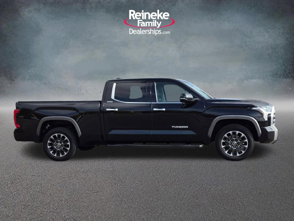 Used 2022 Toyota Tundra Limited w/ Power Package AWD/4WD image 5