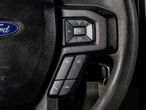 Used 2017 Ford F150 XL w/ Equipment Group 101A Mid RWD image 18