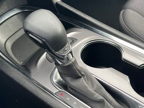 Used 2024 Chevrolet Malibu LT image 17