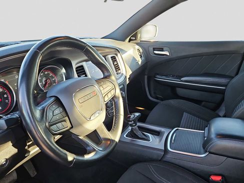 Used 2023 Dodge Charger SXT image 10