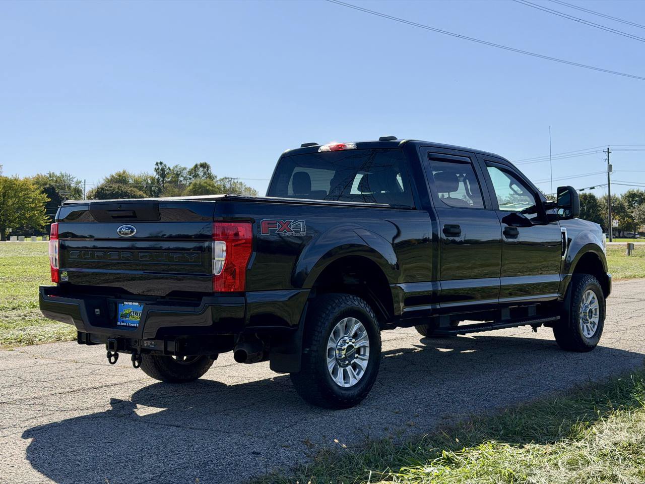 Used 2021 Ford F250 XL w/ STX Appearance Package AWD/4WD image 6