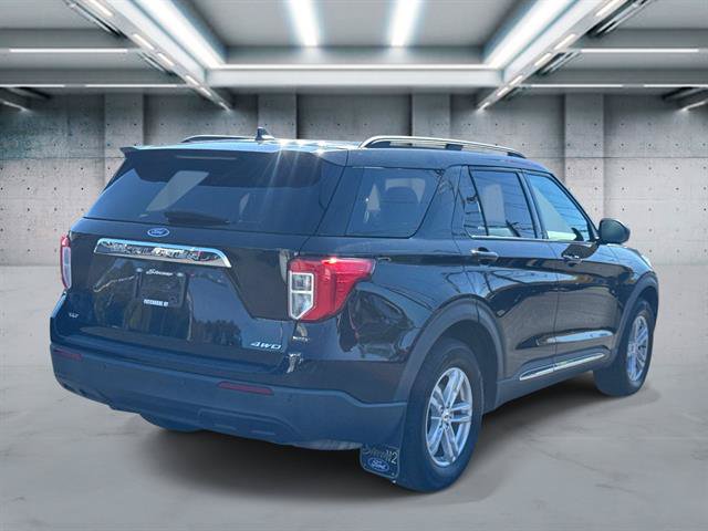 Used 2021 Ford Explorer XLT AWD/4WD image 4
