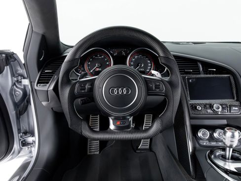 Used 2015 Audi R8 Competition image 16