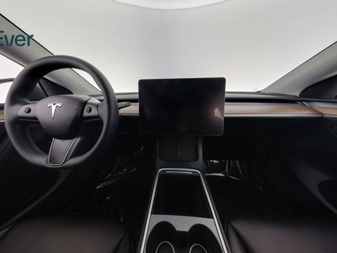 Used 2023 Tesla Model Y Long Range AWD/4WD image 25