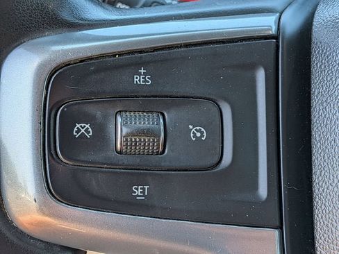 Used 2023 Chevrolet Silverado 2500 LT AWD/4WD image 13