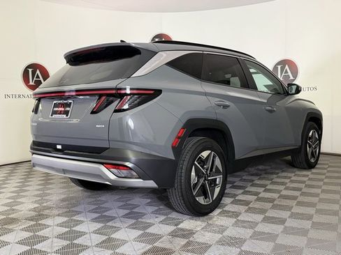 Certified 2025 Hyundai Tucson SEL image 8
