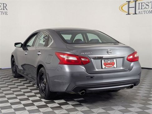 Used 2017 Nissan Altima 2.5 S w/ Power Driver Seat Package image 5