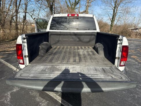 Used 2017 RAM 1500 Big Horn image 10