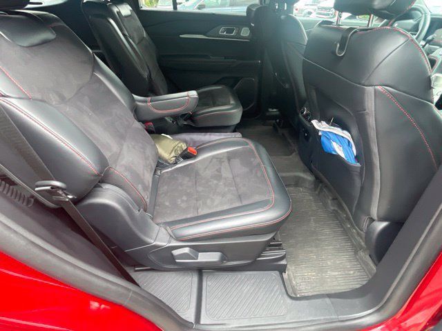 Used 2025 Ford Explorer ST AWD/4WD image 41
