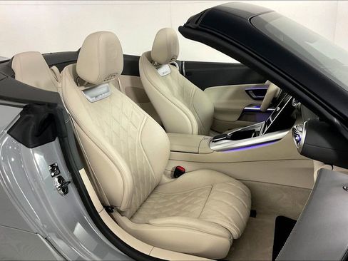 Certified 2022 Mercedes-Benz SL 55 AMG 4MATIC image 7