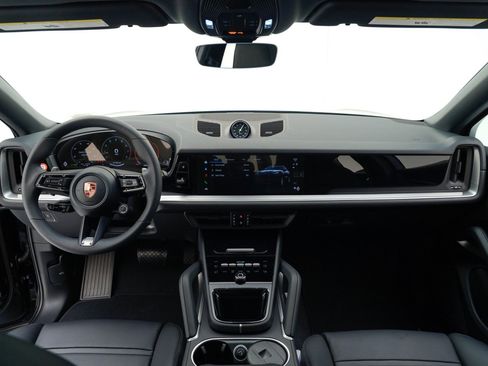 New 2026 Porsche Cayenne Coupe image 18