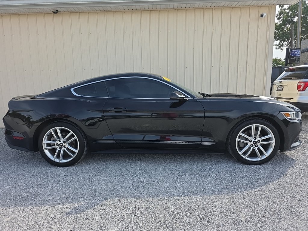 Used 2016 Ford Mustang Premium w/ Pony Package RWD image 3