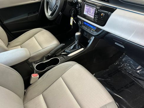 Used 2014 Toyota Corolla LE w/ Protection Package FWD image 17