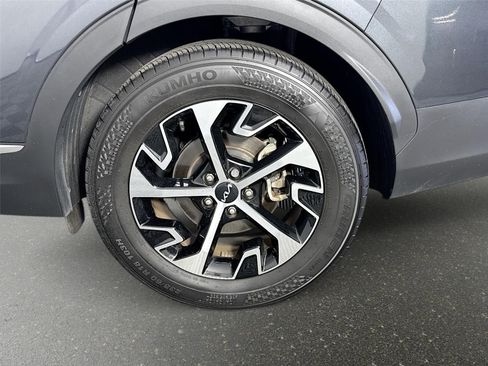Certified 2023 Kia Sportage EX FWD image 31