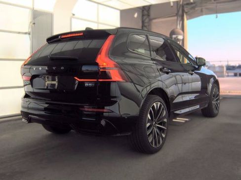Used 2026 Volvo XC60 B5 Ultra AWD/4WD image 4