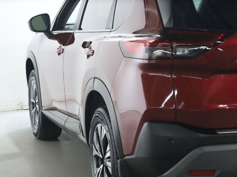 Certified 2023 Nissan Rogue SV image 42