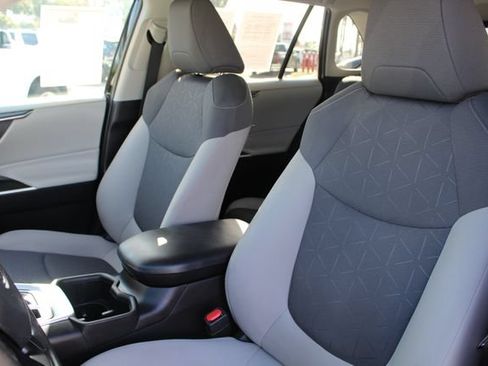Certified 2024 Toyota RAV4 XLE AWD/4WD image 47
