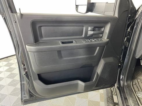 Used 2017 RAM 2500 Tradesman w/ Chrome Appearance Group AWD/4WD image 14
