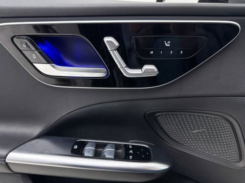 Used 2022 Mercedes-Benz C 300 C 300 image 26