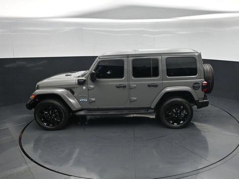 Used 2023 Jeep Wrangler Unlimited Sahara w/ Cold Weather Group AWD/4WD image 41