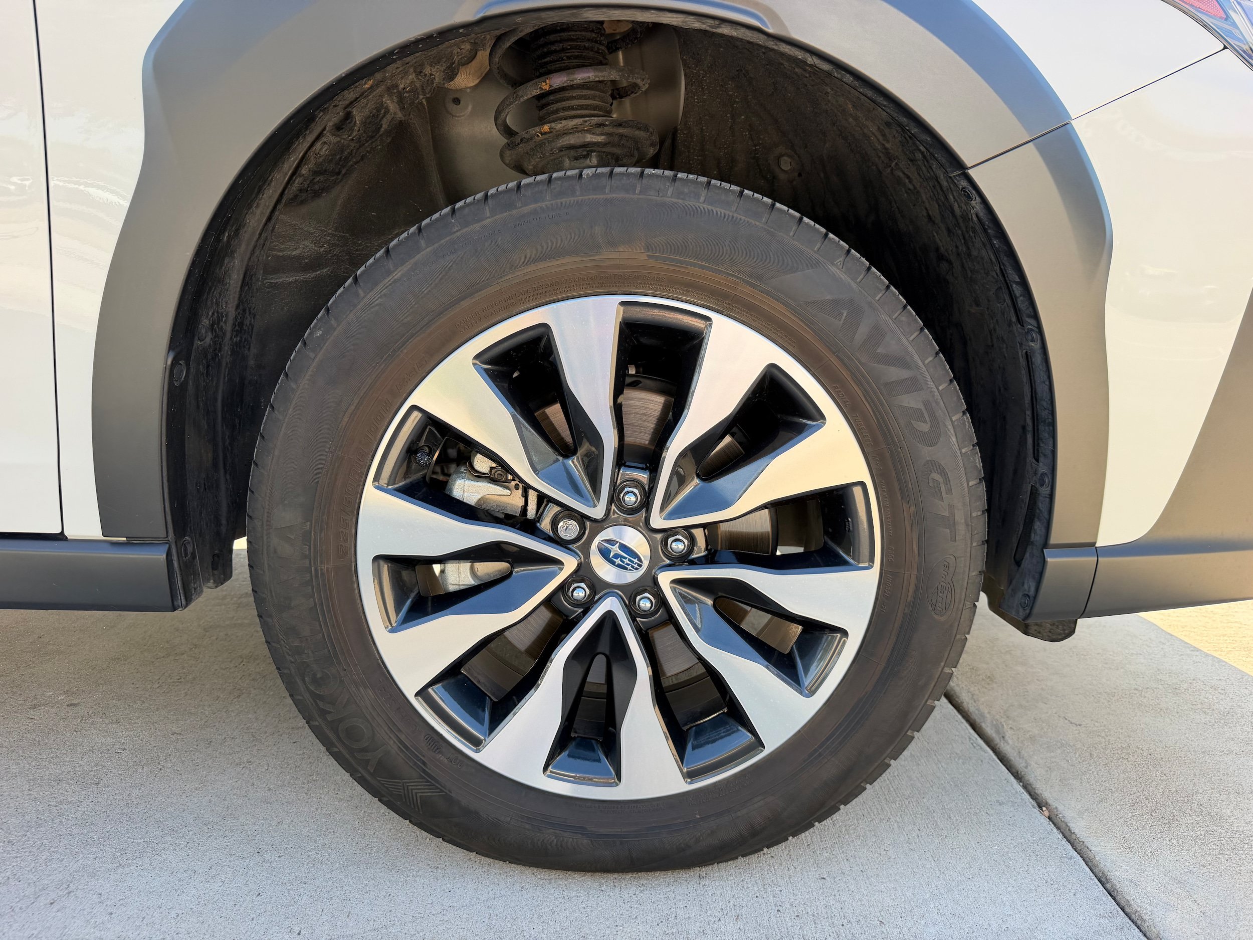 Used 2025 Subaru Outback Limited AWD/4WD image 9