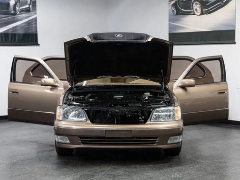 Used 1998 Lexus LS 400 image 7