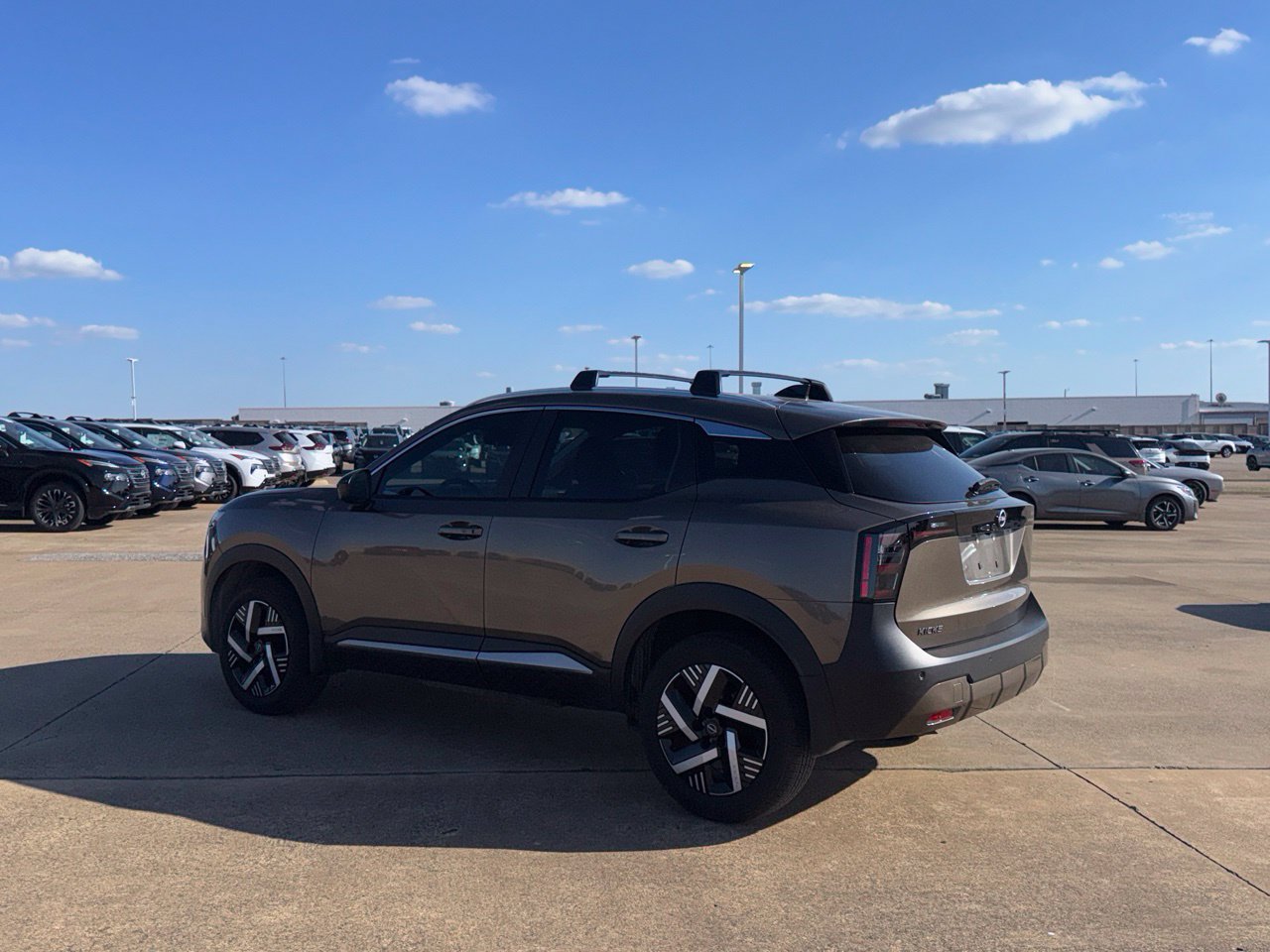 Used 2026 Nissan Kicks SV w/ Cold Weather Package FWD image 16