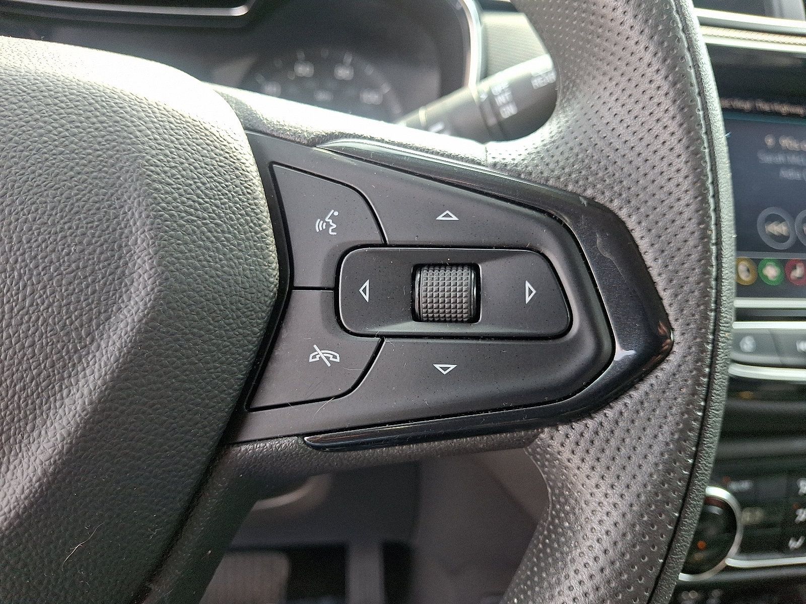 Used 2023 Chevrolet TrailBlazer LT w/ Convenience Package FWD image 21