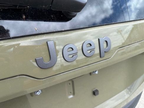 New 2026 Jeep Cherokee Laredo AWD/4WD image 20