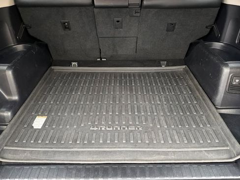 Used 2010 Toyota 4Runner SR5 w/ Premium Pkg w/Leather image 17