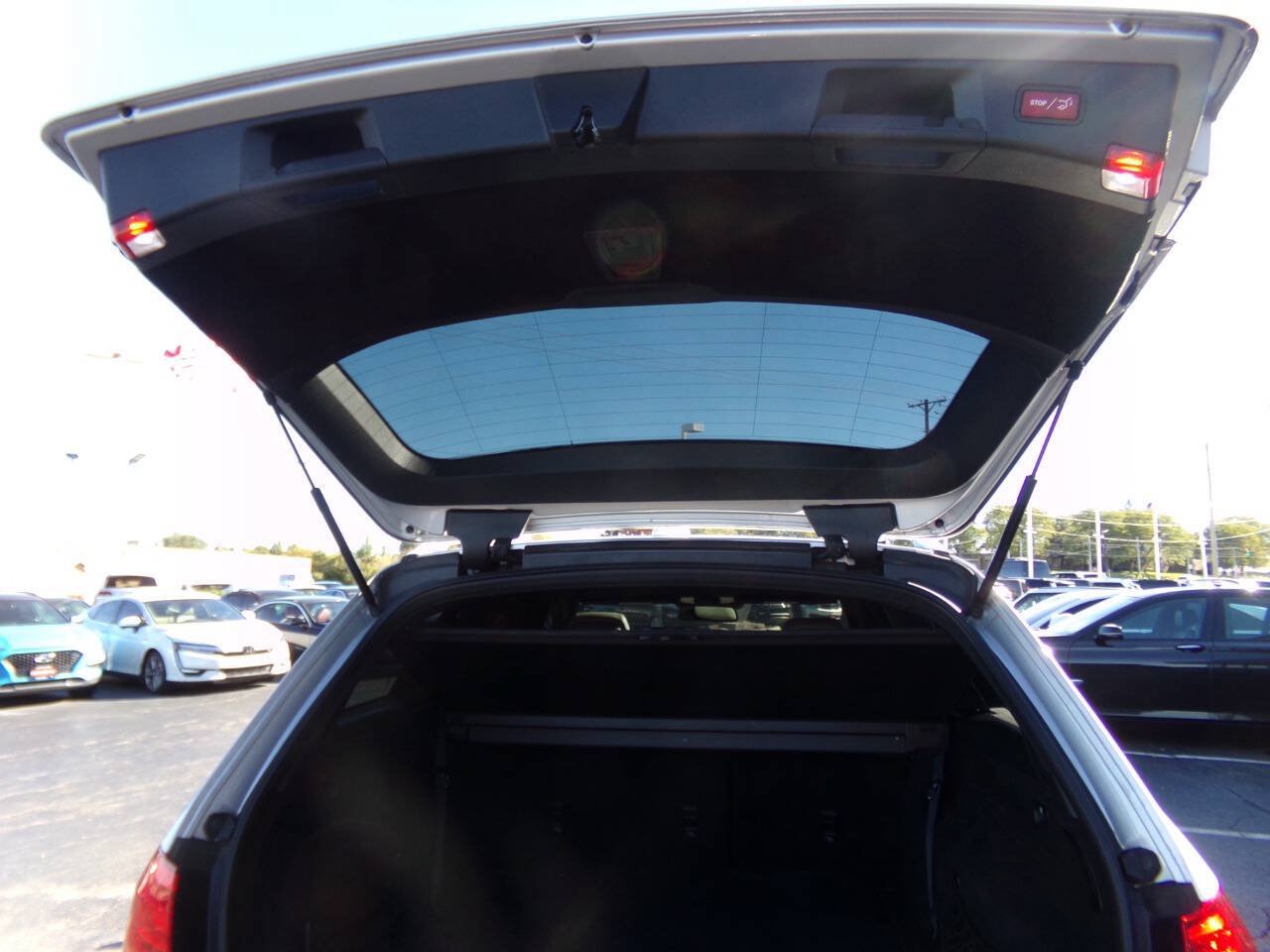 Used 2016 Mercedes-Benz E 350 4MATIC Wagon image 24