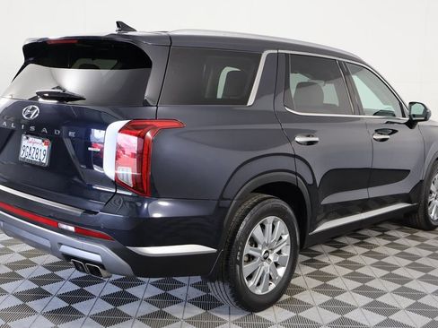 Used 2023 Hyundai Palisade SEL AWD/4WD image 4