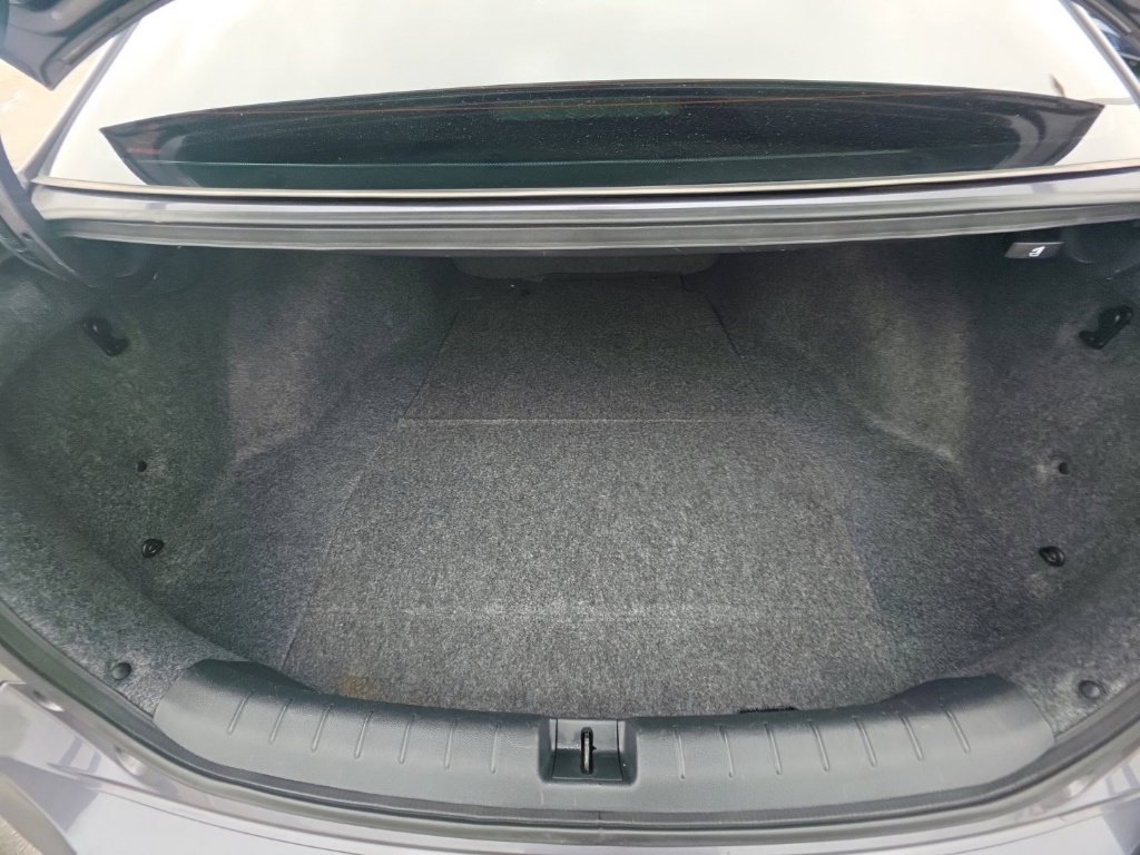 Used 2014 Honda Accord EX-L image 28