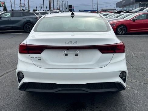 Used 2024 Kia Forte LX image 10