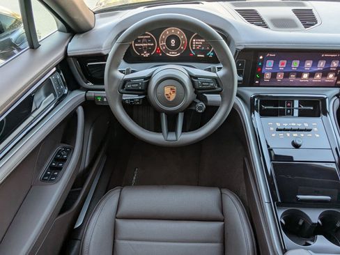 New 2026 Porsche Panamera image 15