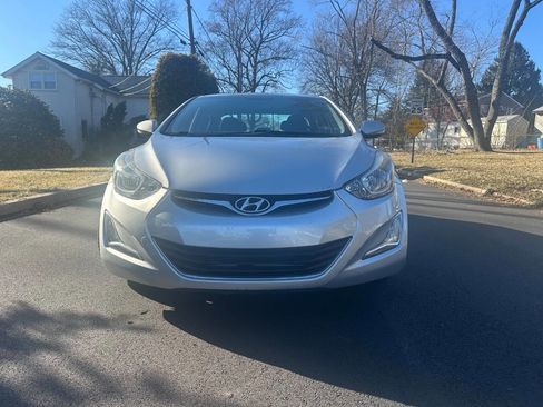 Used 2016 Hyundai Elantra Value Edition image 3