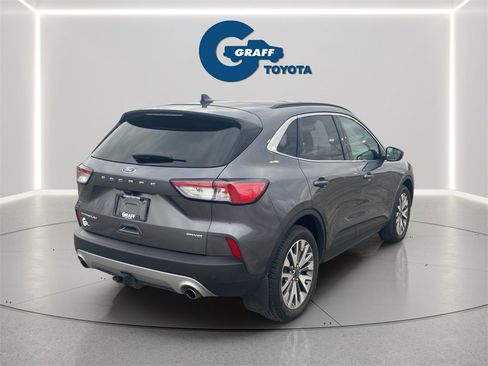 Used 2022 Ford Escape Titanium w/ Class II Trailer Tow Package image 7