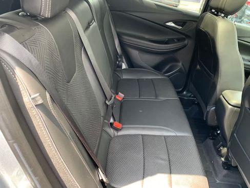 Certified 2023 Buick Encore GX Essence w/ Experience Buick Package FWD image 23
