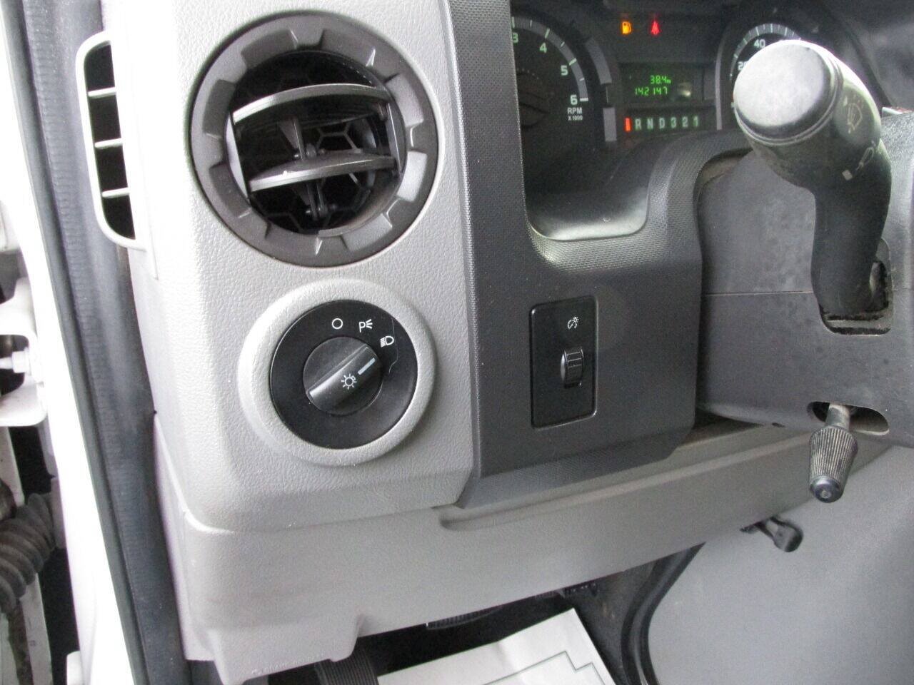Used 2012 Ford E-350 and Econoline 350 Super Duty w/ PWR Locks & Windows Group RWD image 27