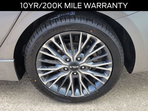 Used 2023 Kia Forte GT-Line FWD image 5