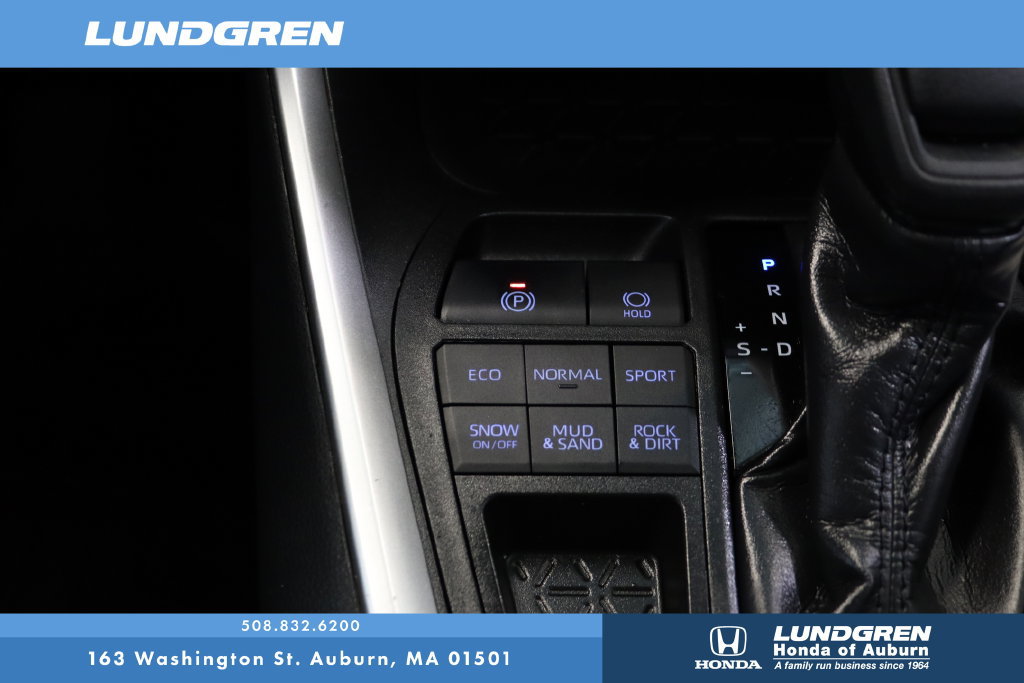 Used 2019 Toyota RAV4 XLE AWD/4WD image 24