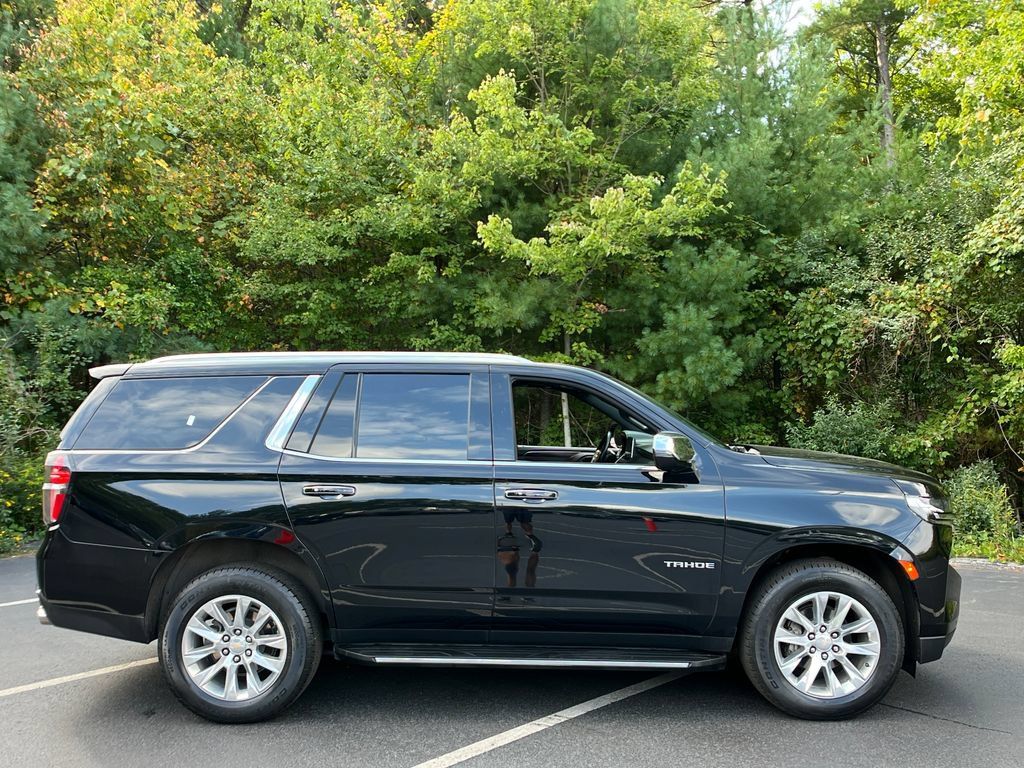 Used 2023 Chevrolet Tahoe Premier AWD/4WD image 6
