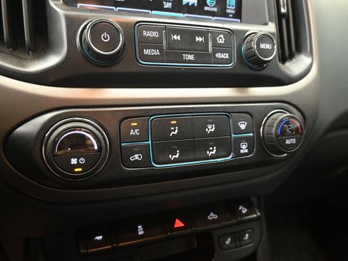 Used 2017 Chevrolet Colorado Z71 image 14