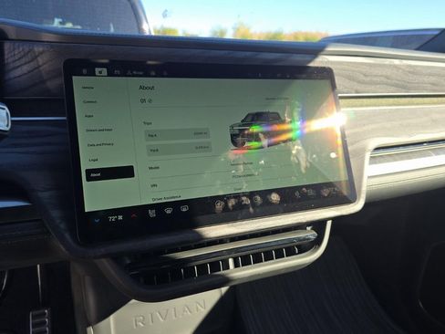 Used 2022 Rivian R1T Adventure image 11